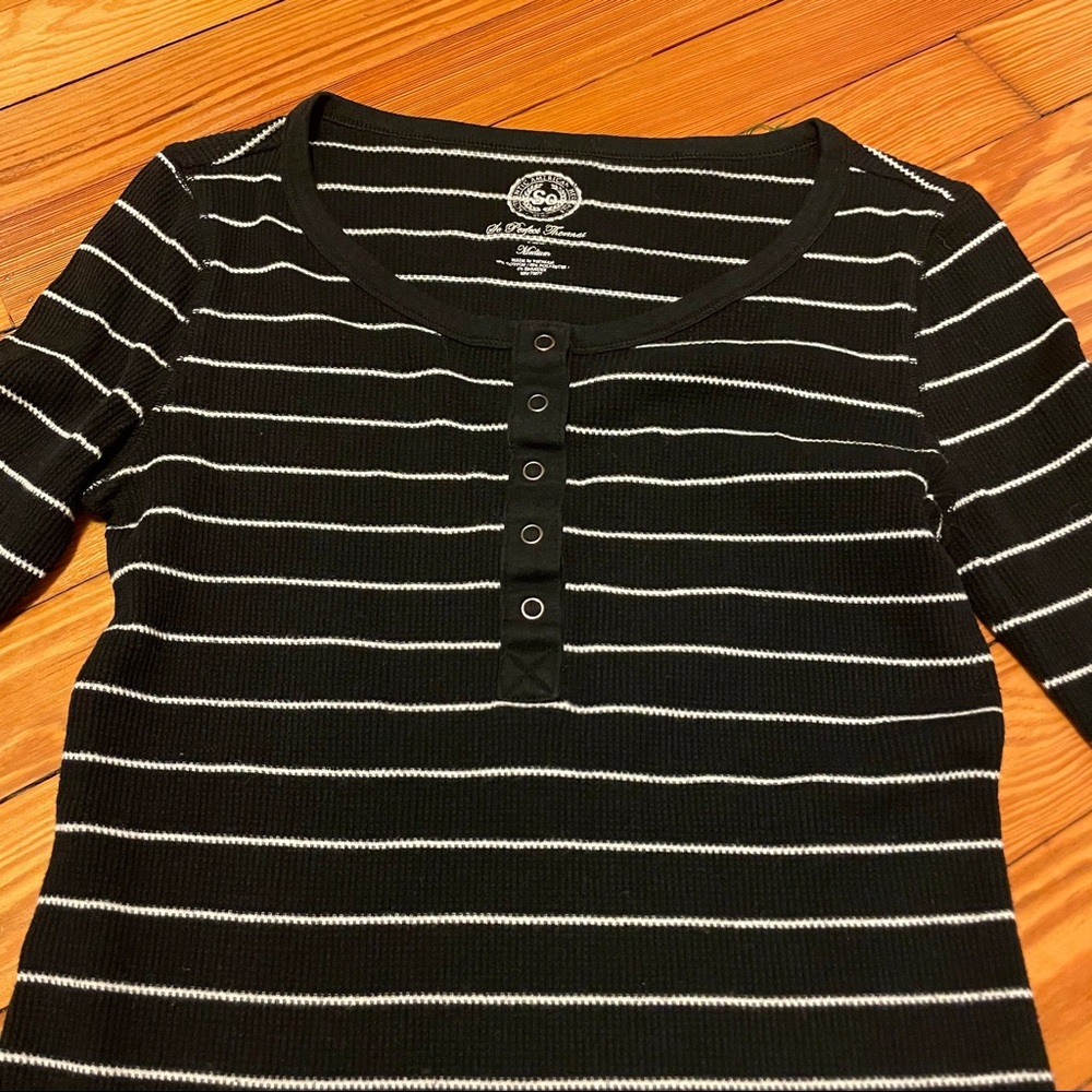 Long sleeve striped shirt - Picture 2 of 4